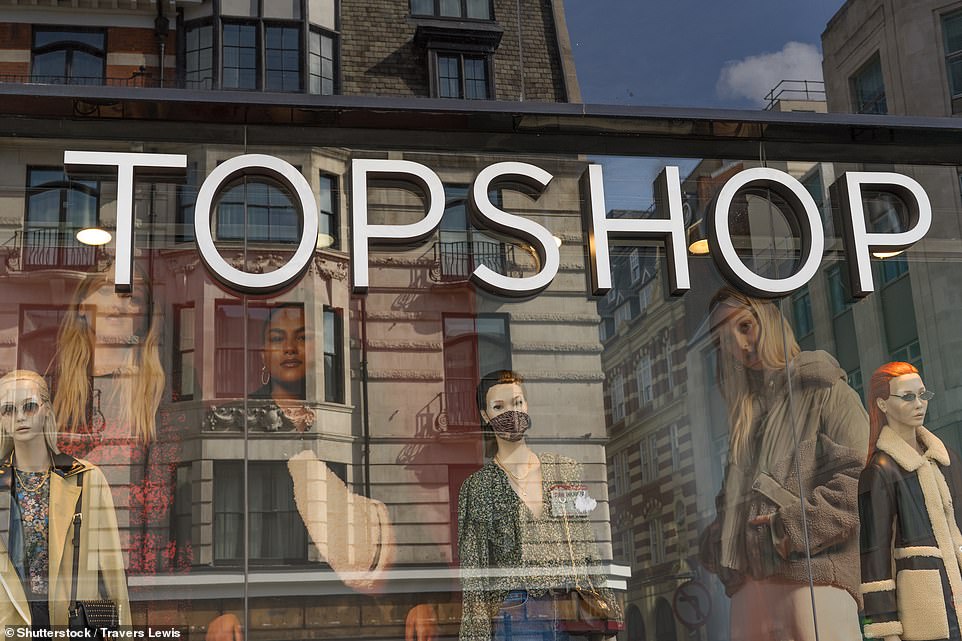 وقال رويس إن إطلاق TopShop¿ الآن سوف يروق للمتسوقين ، بما في ذلك المراهقون الذين يحبون العلامة التجارية بسبب إحياء 90تح على منصات التواصل الاجتماعي مثل Tiktok. قال Ruis: وأضاف RUIS: ¿إعادة توب شوب وتوبيمان إلى الشوارع العالية في جميع أنحاء المملكة المتحدة هو لحظة بارزة ، ونحن سعداء لأن نكون شريكهم الوحيد على مستوى البلاد. إنه الدليل النهائي على استراتيجيتنا: تقديم العلامات التجارية الأكثر أحببة إلى جانب الثقة الثابتة لوعد علامتنا التجارية. لقد نشأت مع هذه العلامات التجارية المذهلة. لقد حددوا شوارعنا المرتفعة ، مما جعل الحافة وإمكانية الوصول مع عدسة بريطانية شهيرة.