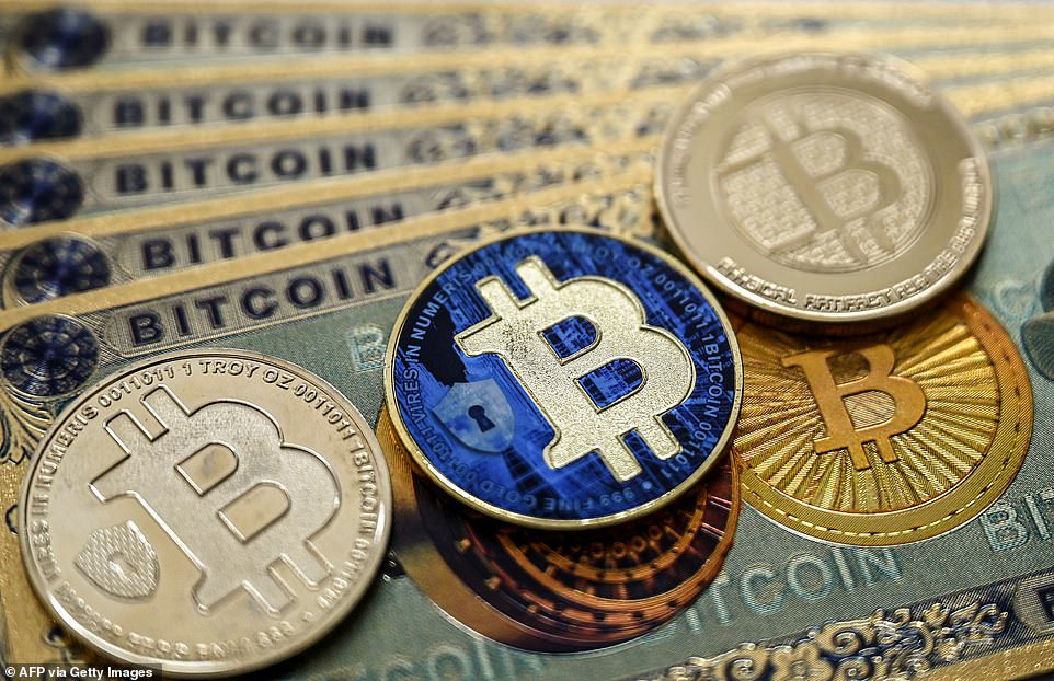 يأتي انتقال الشركة إلى سوق التشفير بعد أن وجدت أبحاثها أن ما يقرب من نصف الأميركيين ، حوالي 49 في المائة ، قال إن Bitcoin يصعب شراءها وبيعها وبيعها ، نتيجة لمنصات التشفير المعقدة التي تقول EasyGroup إنها مصممة للتجار المتطور. يتم تشغيل المنصة الجديدة من خلال التمسك ، وهو مزود للبنية التحتية للتمويل على السلسلة. وهي متوفرة حاليًا فقط في الولايات المتحدة ، ومن المقرر أن تشق طريقها إلى المملكة المتحدة في وقت لاحق من هذا العام.