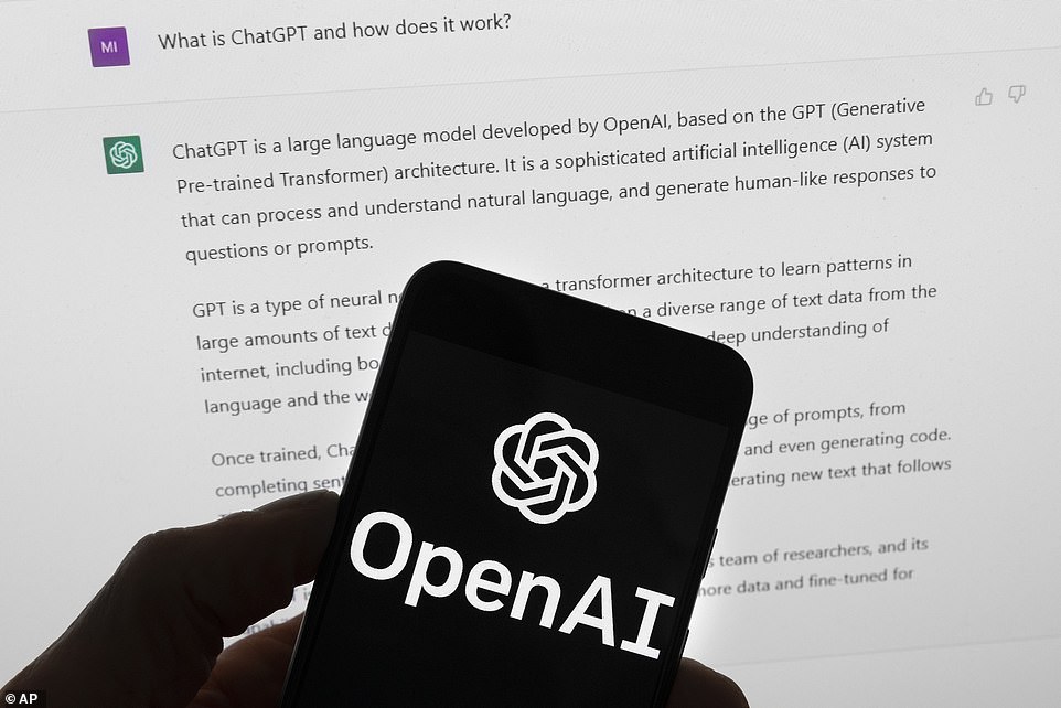 وبحسب ما ورد من المقرر أن تعلن شركة Tech Giants Openai ، الشركة الأم لـ Chatgpt و Nvidia ، عن إعلان مليارات الدولارات من الاستثمار في مراكز بيانات المملكة المتحدة مع وصول الرئيس الأمريكي دونالد ترامب إلى زيارة حكومية يوم الأربعاء. وفتح مركز Waltham Cross Data Center ، قالت المستشارة راشيل ريفز إن الاستثمار هو 