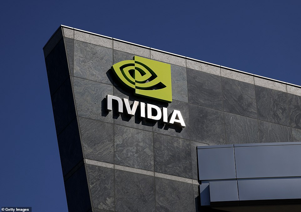 كانت المكاسب مدفوعة أيضًا من قبل Intel ، التي قفزت أكثر من 22 في المائة بعد أن قالت Nvidia إنها ستستثمر 5 مليارات دولار في صانع الرقائق الأمريكي المتعثر. أغلقت أسهم Nvidia 3.5 في المائة لهذا اليوم.