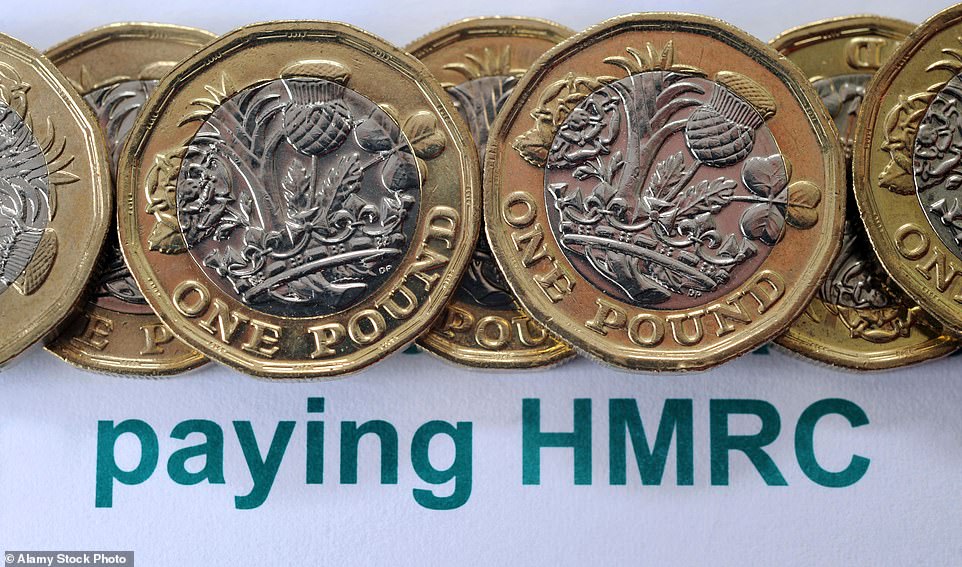 تشير أحدث الأرقام إلى وجود 42.8 مليار جنيه إسترليني في الضرائب المستحقة لـ HMRC والتي لا تزال غير مدفوعة الأجر ، مع مبلغ الضريبة غير المدفوعة أعلى بكثير من مستويات ما قبل الولادة. تريد الحكومة جمع أكثر من 11 مليار جنيه إسترليني في ديون غير مدفوعة الأجر بحلول نهاية عام 2030.