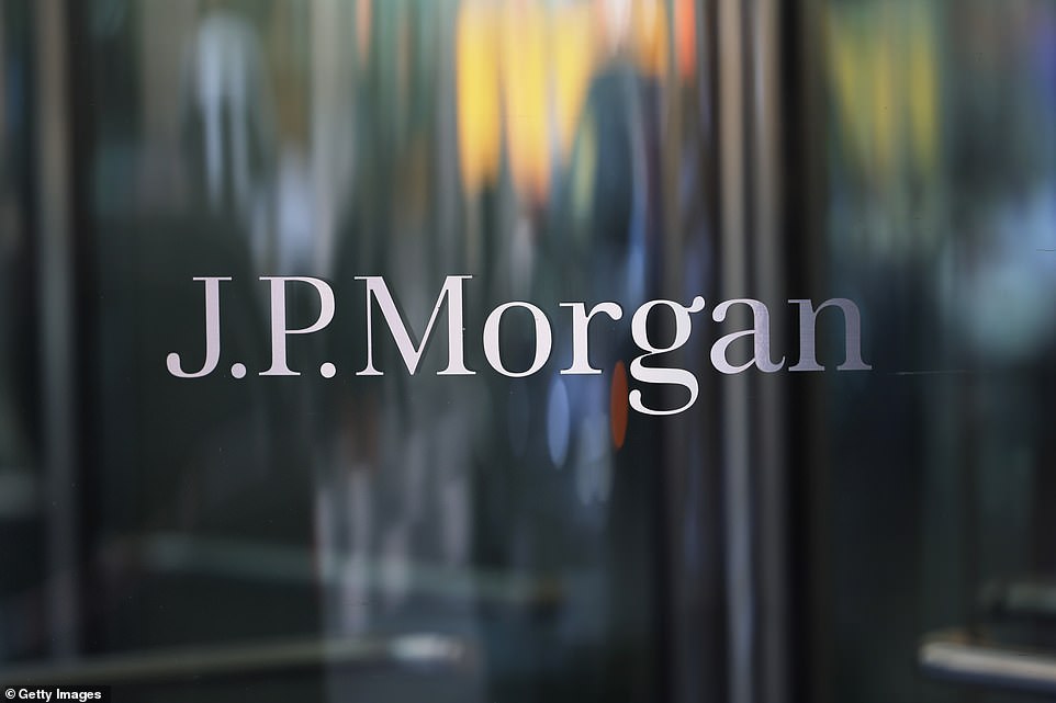 وقال مارك أودونوفان ، رئيس قسم الخدمات المصرفية للمستهلكين الدوليين في JP Morgan Chase: ¿المستهلكين في المملكة المتحدة رائد في جميع أنحاء العالم في تبني الخدمات المالية الرقمية ، واليوم يعد خطوة تالية مهمة في تطور عروضنا في سوق المملكة المتحدة.