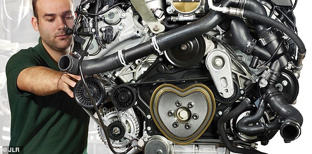 تم تصارع JLR لأكثر من شهر مع إعادة تشغيل أنظمة تكنولوجيا المعلومات وخطوط إنتاج المركبات بعد خرقها عبر الإنترنت البارز