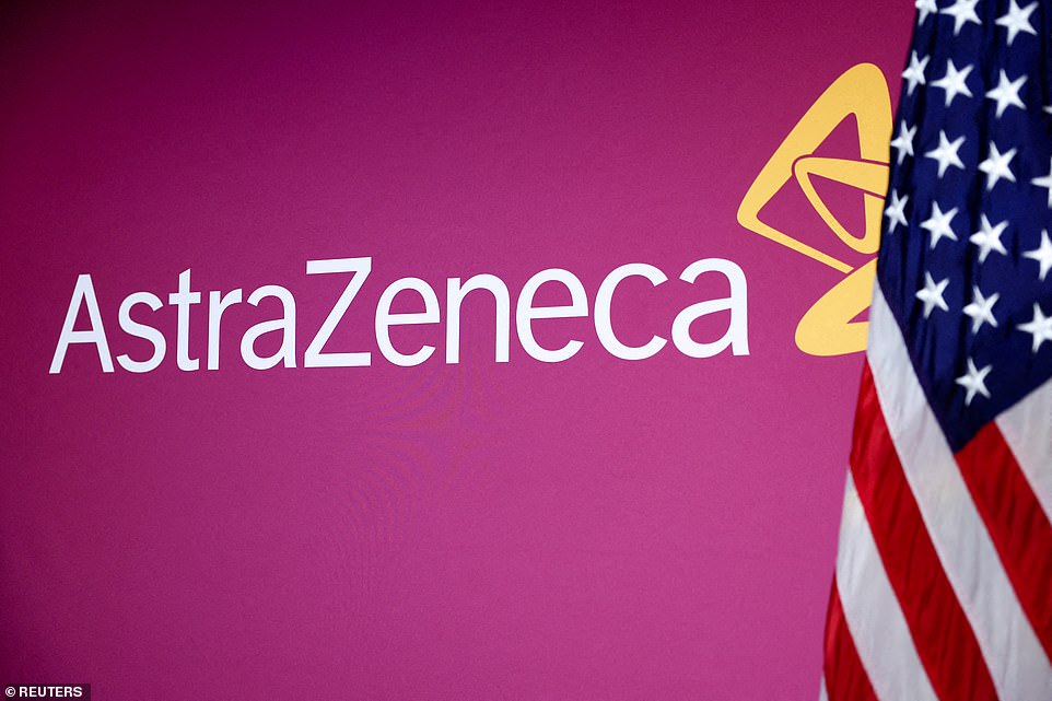 تم تأجيج المخاوف المتعلقة بمستقبل سوق لندن الأسبوع الماضي عندما أعلنت شركة الأدوية العملاقة Astrazeneca أنها ستقوم بإدراج أسهمها مباشرة في وول ستريت. أشارت الأرقام الحديثة إلى انخفاض المدينة تحت المكسيك وسنغافورة في التصنيف العالمي لجمع التبرعات الاكتتابوية هذا العام.