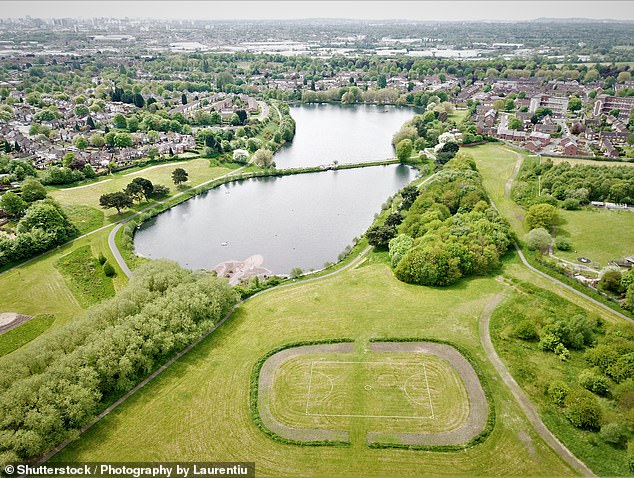 الأفدنة الخضراء: تعد Kingstanding موطنًا لمتنزه Witton Lakes الطبيعي والخزانات
