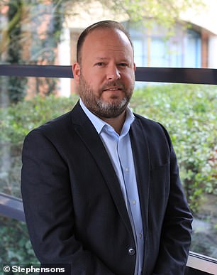 يقول ليام وين إن مالك صندوق المرضى لديه مسؤوليات