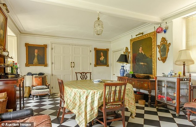 المساحة: يمتد المنزل في نورثامبتون على مساحة 5500 قدم مربع