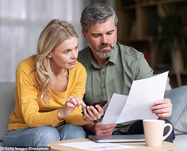 يتوقع جيف بريستريدج أن ترتفع معدلات ضريبة الدخل بمقدار نقطتين مئويتين (الصورة التي تطرحها النماذج)