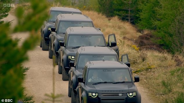 اجتذبت الحلقة الأولى من برنامج بي بي سي الناجح وحده 11.7 مليون مشاهد ومنذ ذلك الحين تجاوزت Strictly Come Dancing باعتباره العرض الأول لـ Beeb. وبالتالي فإن هؤلاء الأشخاص البالغ عددهم 12 مليونًا تقريبًا يتعرضون لوضع JLR's Defender