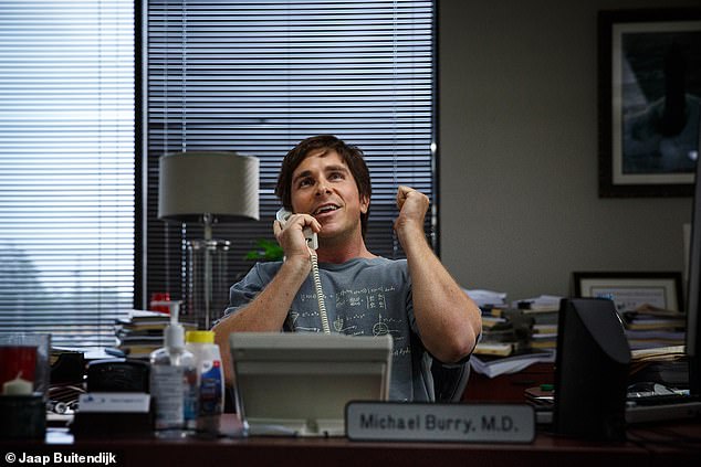 قام كريستيان بيل بدور مايكل بوري في الفيلم الناجح The Big Short عام 2015، والذي قام ببطولته أيضًا مارجوت روبي وبراد بيت وريان جوسلينج.