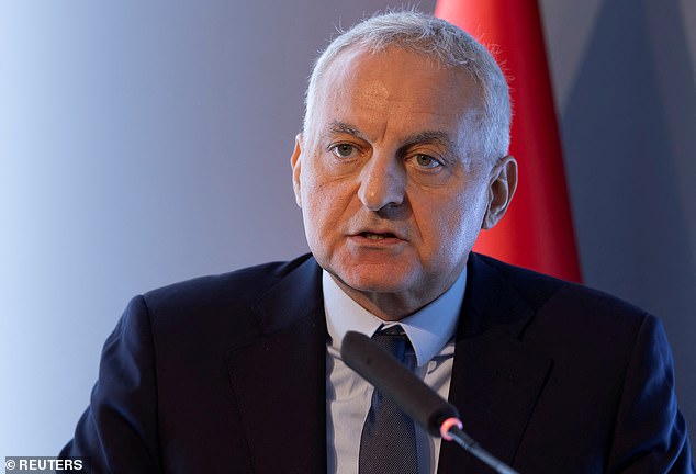 المسؤول: قاد الرئيس التنفيذي لشركة Rolls-Royce خطة تحول كبيرة في الشركة