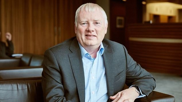 ستيفن كاميرون: ما يزيد قليلاً عن ربع الموظفين الحاليين يتوقعون الحصول على تقاعد 