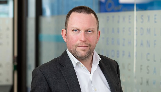 مارتن ويليس: اكتسبت المملكة المتحدة ميزة في السنوات الأخيرة من الاتجاه نحو التقاعد المرن