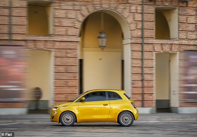 تقول شركة فيات إن نظام نقل الحركة المقتصد وأبعادها المدمجة يجعلها 