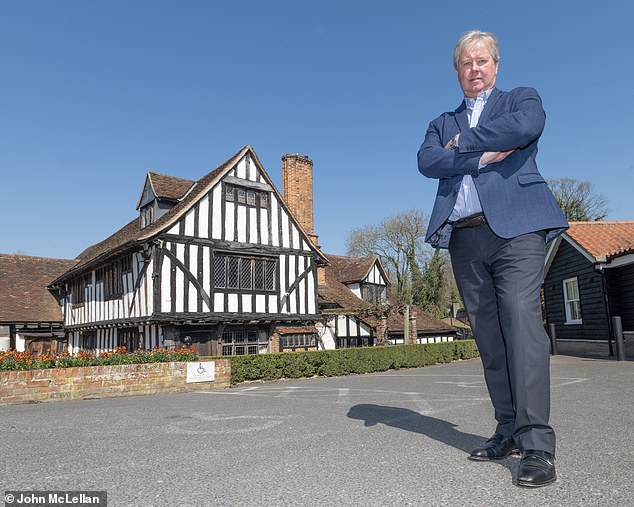 واتهم بول ميلسوم، من فنادق ميلسون، الحكومة بمهاجمة الشركات العائلية