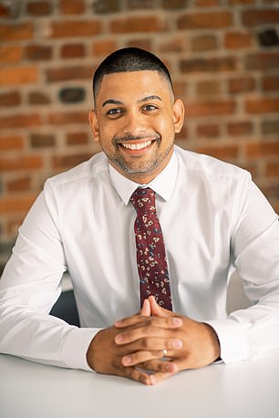 نيكولاس مينديز، المدير الفني للرهن العقاري في جون تشاركول