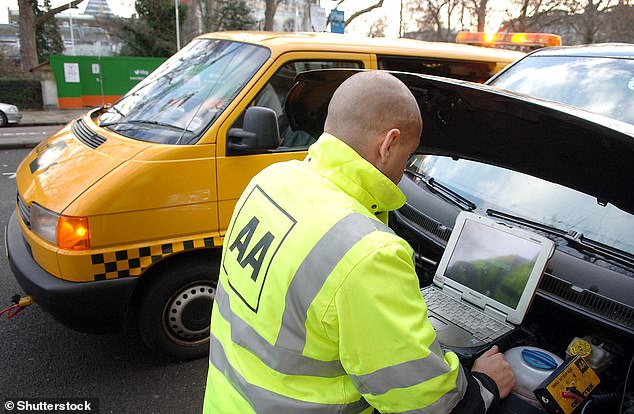 وصل غالبية فنيي AA إلى هناك في غضون 30 دقيقة إلى ساعة واحدة