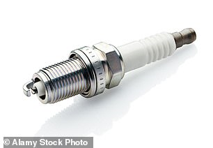 تغيير الرأي: يُستخدم البلاتين في المحولات الحفازة وشمعات إشعال المحرك