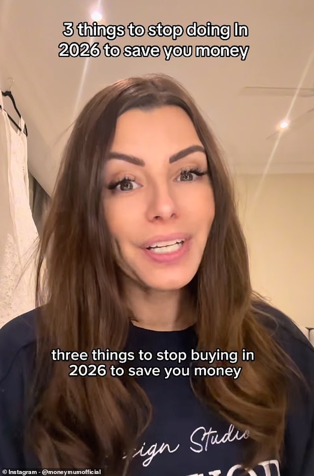 جمعت جيما، البالغة من العمر 44 عامًا، والمعروفة على الإنترنت باسم Money Mum، ما يقرب من نصف مليون متابع من خلال تقديم نصائح بسيطة لتوفير المال لمساعدة الآباء على تقليل الإنفاق المسرف.