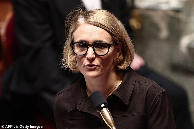 قالت وزيرة الدولة للداخلية الفرنسية ماري بيير فيدرين، إن تصنيف السرعة المفرطة كجريمة يبعث برسالة واضحة مفادها أنه 