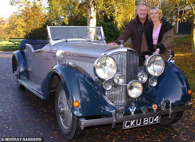 الذوق العتيق: إنغريد في عام 2004 مع زوجها آنذاك، نجم التلفزيون والراديو كريس تارانت