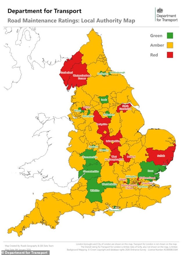 تتيح التقييمات الجديدة باللون الأحمر والأصفر والأخضر التي نشرتها DfT للجمهور معرفة سلطات الطرق السريعة المحلية التي تقوم بإصلاح الحفر بشكل فعال