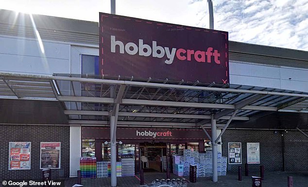 في أغسطس 2024، استحوذت Modella على شركة بيع الفنون والحرف بالتجزئة Hobbycraft مقابل مبلغ لم يكشف عنه