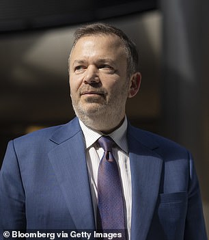 على الهجوم مرة أخرى: بوعز وينشتاين