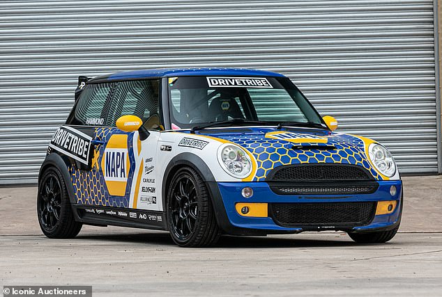 كان كوبر 2006 هذا عبارة عن مشروع تم تصويره لصالح DriveTribe حيث حصلت إيزي ابنة ريتشارد هاموند على 