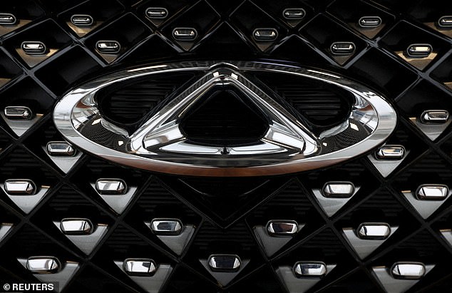 ذكرت صحيفة ليفربول إيكو أن مركز البحث والتطوير سيمكن شيري من استخدام سلسلة التوريد في المملكة المتحدة وسيتم خلق مئات الوظائف