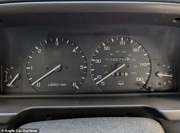 أكد الفحص السريع لعداد المسافات الموجود خلف عجلة القيادة أنها لا تصدق على بعد 756 ميلاً من الجديد