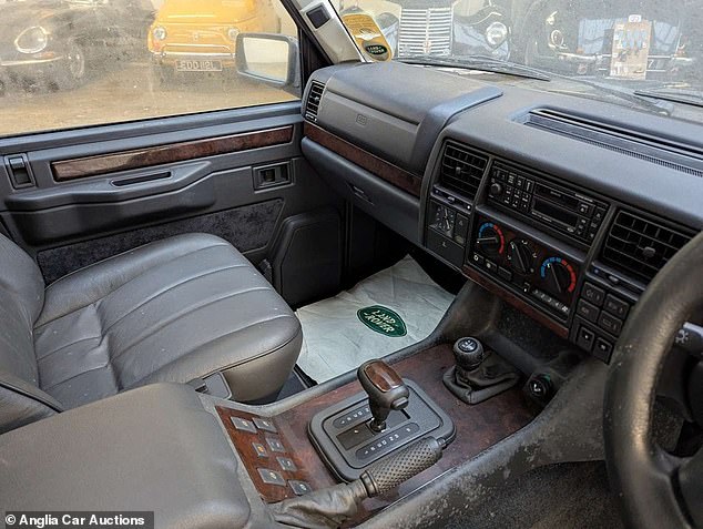 لا يزال محرك V8 سعة 4.2 لتر يعمل بعد عقود من دون بدء التشغيل، ولم يُظهر الجزء الداخلي 