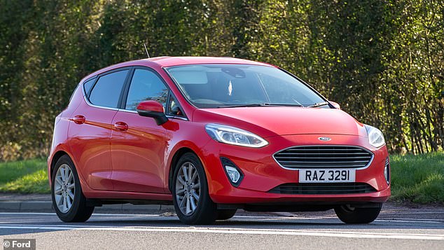 مرة أخرى، أصبحت سيارة فورد فييستا هي السيارة المستعملة الأكثر مبيعًا في المملكة المتحدة بعد عامين من استبعادها من تشكيلة شركة السيارات الأمريكية العملاقة.